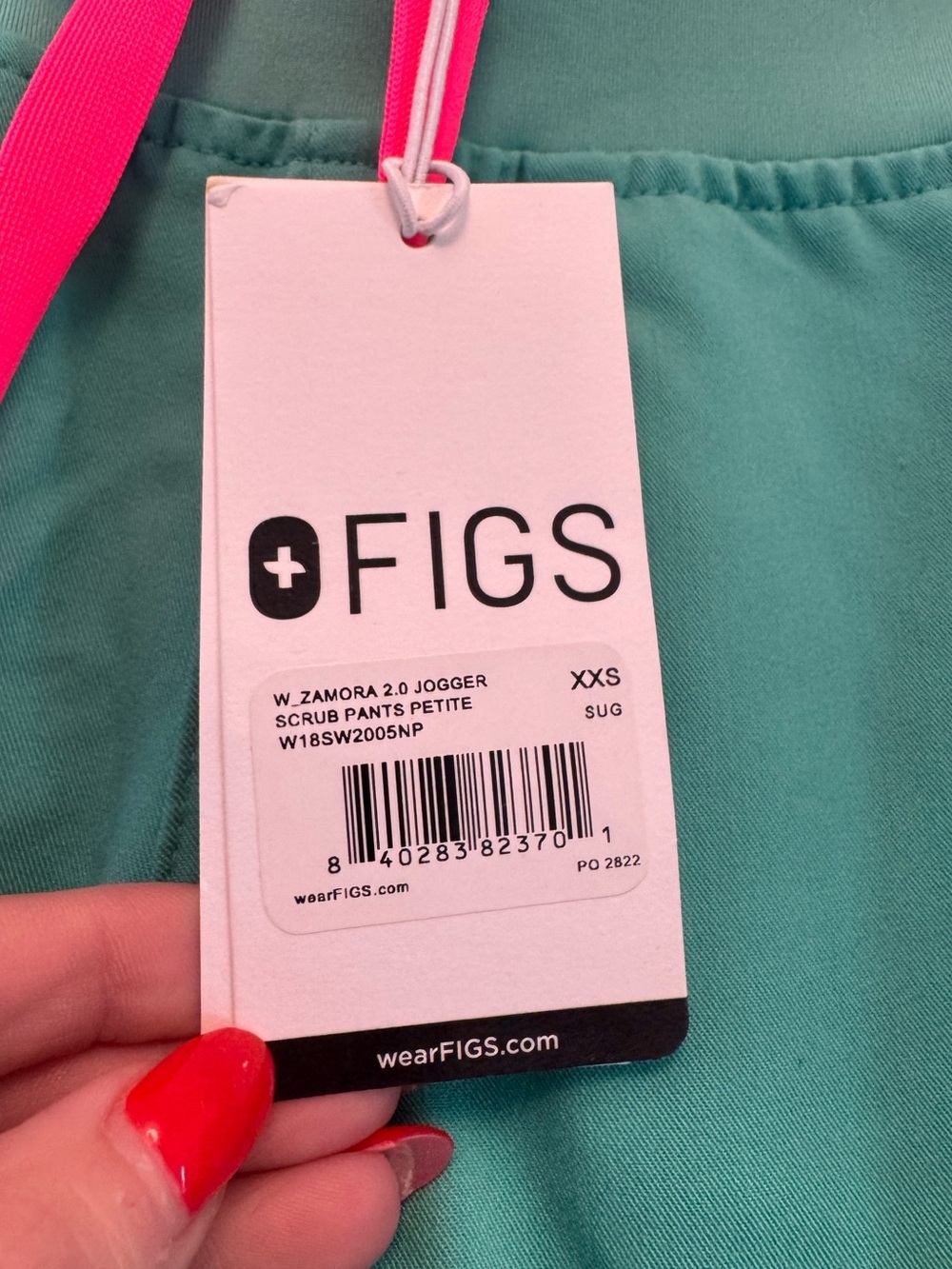 Figs Jogger Petite Scrub Pants - Picture 4 of 4
